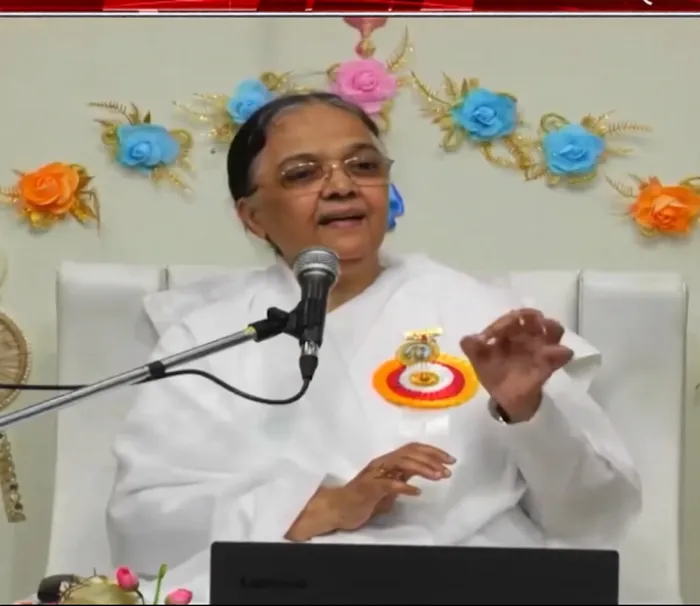 इंदौर के ज्ञान शिखर में “गीता का सार – श्रेष्ठ जीवन का आधार” शिविर का शुभारंभ — gallery photo 1