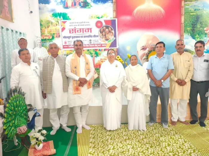 झोझू कलां द्वारा संगम - गौरवपूर्ण वृद्धावस्था एवं सम्मानित जीवन कार्यक्रम में माननीय अतिथि का शुभ आगमन