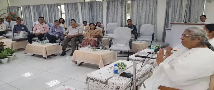लोकसभा सचिवालय के वरिष्ठ अधिकारियों ने ओआरसी में सीखे कर्मयोग और नैतिक प्रशासन के सूत्र — gallery photo 4