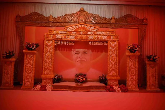 माउंट आबू (मधुबन): फूलों, भावनाओं और स्मृतियों में सजा ब्रह्मा बाबा का स्मृति दिवस — gallery photo 14