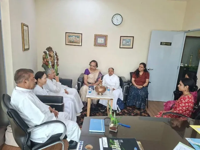 मलेशिया स्थित ICCR में आध्यात्मिक ज्ञान, राजयोग ध्यान एवं शांति पर सार्थक संवाद — photo gallery 4 मलेशिया स्थित ICCR में आध्यात्मिक ज्ञान, राजयोग ध्यान एवं शांति पर सार्थक संवाद — photo gallery 4