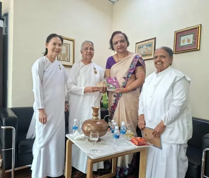 मलेशिया स्थित ICCR में आध्यात्मिक ज्ञान, राजयोग ध्यान एवं शांति पर सार्थक संवाद — photo gallery 3 मलेशिया स्थित ICCR में आध्यात्मिक ज्ञान, राजयोग ध्यान एवं शांति पर सार्थक संवाद — photo gallery 3