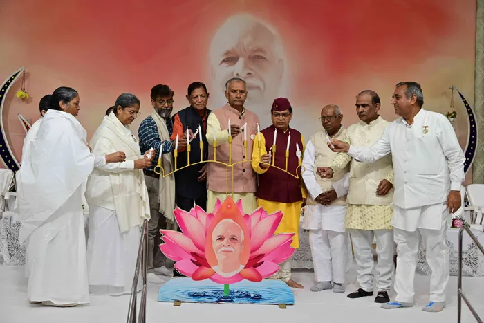 माउंट आबू में ज्योतिष विद्वानों का अलौकिक परिवार मिलन राजयोग शिविर बना आध्यात्मिक अनुभूति का केंद्र।