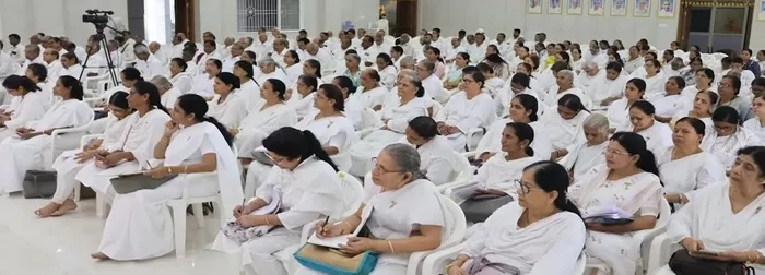 नागपुर के विश्व शांति सरोवर के आठवें वर्धापन दिवस पर आध्यात्मिक ऊर्जा का संचार — photo gallery 4 नागपुर के विश्व शांति सरोवर के आठवें वर्धापन दिवस पर आध्यात्मिक ऊर्जा का संचार — photo gallery 4