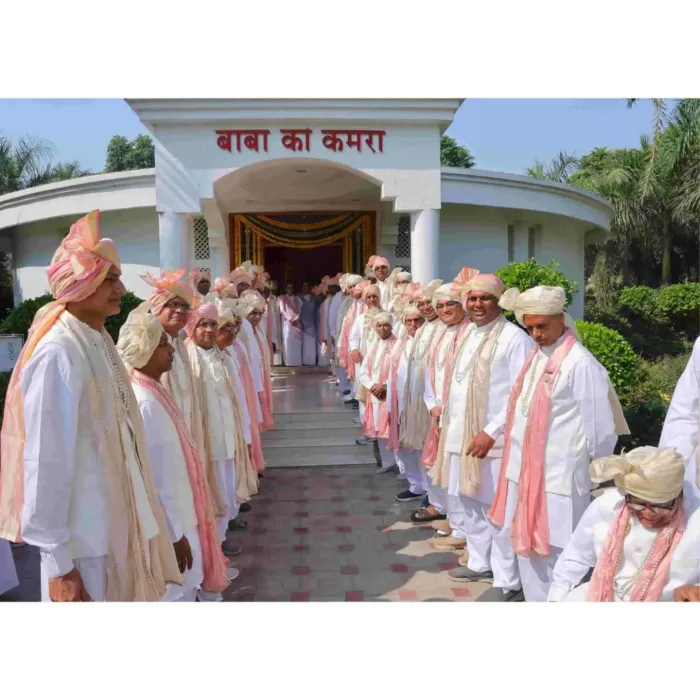 Om Shanti Retreat Centre Celebrates 25 Years of Dedication and Divine Service – Honours 50 Long-Serving Members — pho… Om Shanti Retreat Centre Celebrates 25 Years of Dedication and Divine Service – Honours 50 Long-Serving Members — photo gallery 4