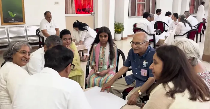 ओआरसी में ‘यूनिटी स्ट्रेंथ फैमिली’ कार्यक्रम, परिवारों में एकता और आध्यात्मिक मूल्यों का संदेश — photo gallery 4 ओआरसी में ‘यूनिटी स्ट्रेंथ फैमिली’ कार्यक्रम, परिवारों में एकता और आध्यात्मिक मूल्यों का संदेश — photo gallery 4