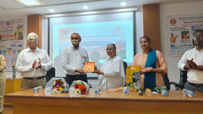 सीकेटी ठाकुर महाविद्यालय, पनवेल में "इनर स्ट्रेंथ फॉर आउटर एक्सीलेंस" विषय पर प्रेरणादायी व्याख्यान आयोजित — photo ga… सीकेटी ठाकुर महाविद्यालय, पनवेल में "इनर स्ट्रेंथ फॉर आउटर एक्सीलेंस" विषय पर प्रेरणादायी व्याख्यान आयोजित — photo gallery 1