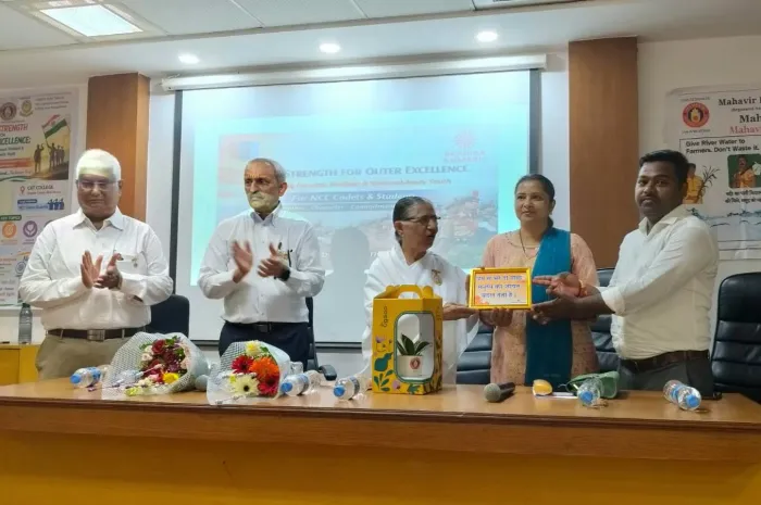 सीकेटी ठाकुर महाविद्यालय, पनवेल में "इनर स्ट्रेंथ फॉर आउटर एक्सीलेंस" विषय पर प्रेरणादायी व्याख्यान आयोजित — photo ga… सीकेटी ठाकुर महाविद्यालय, पनवेल में "इनर स्ट्रेंथ फॉर आउटर एक्सीलेंस" विषय पर प्रेरणादायी व्याख्यान आयोजित — photo gallery 3