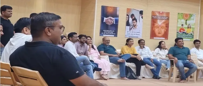पुणे के जगदंबा भवन में वरिष्ठ प्रबंधकों ने सीखे मन और भावनाओं को नियंत्रित करने के सूत्र — photo gallery 5 पुणे के जगदंबा भवन में वरिष्ठ प्रबंधकों ने सीखे मन और भावनाओं को नियंत्रित करने के सूत्र — photo gallery 5