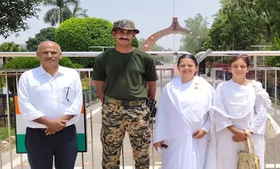 पंजाब में बीके डॉ. सुनीता ने सकारात्मक जीवन और राजयोग मेडिटेशन का संदेश दिया — photo gallery 8 पंजाब में बीके डॉ. सुनीता ने सकारात्मक जीवन और राजयोग मेडिटेशन का संदेश दिया — photo gallery 8