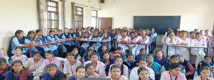 पंजाब में बीके डॉ. सुनीता ने सकारात्मक जीवन और राजयोग मेडिटेशन का संदेश दिया — gallery photo 9
