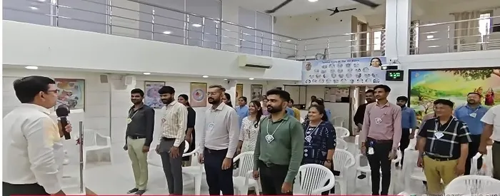 राजकोट के रविरत्न पार्क सेवा केंद्र पर ‘सशक्त भारत के लिए कर्मयोग अभियान’ के अंतर्गत विशेष संगोष्ठी आयोजित — gallery photo 1