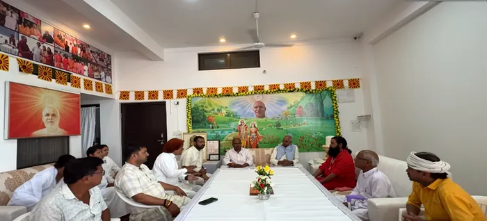 रक्षाबंधन पर ब्रह्माकुमारीज़ ने देशभर में बांधा ईश्वरीय रक्षा सूत्र, दिया पवित्रता और शांति का संदेश — article photo 10 रक्षाबंधन पर ब्रह्माकुमारीज़ ने देशभर में बांधा ईश्वरीय रक्षा सूत्र, दिया पवित्रता और शांति का संदेश — article photo 10