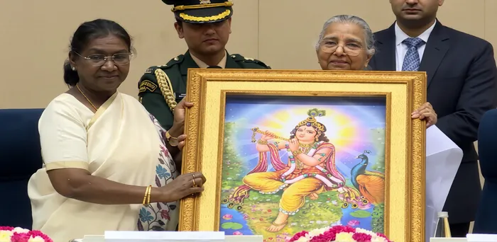 राष्ट्रपति द्रौपदी मुर्मू जी के करकमलों द्वारा नई दिल्ली के विज्ञान भवन में “कर्मयोग फॉर एंपावर्ड भारत” राष्ट्रीय अभियान का शुभारंभ — gallery photo 9