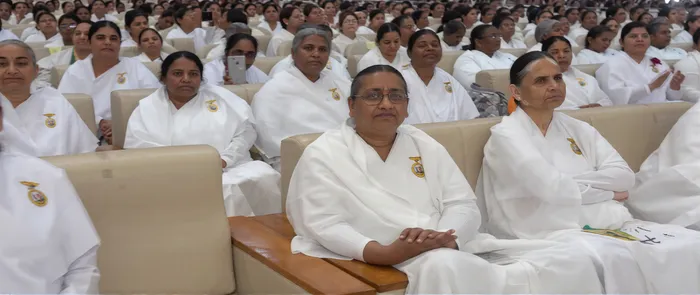 माउंट आबूके शांतिवन में 90वां त्रिमूर्ति शिव जयंती महोत्सव दिव्य गरिमा के साथ सम्पन्न, केंद्रीय मंत्री अर्जुन राम मेघवाल रहे मुख्य अतिथि — gallery photo 3