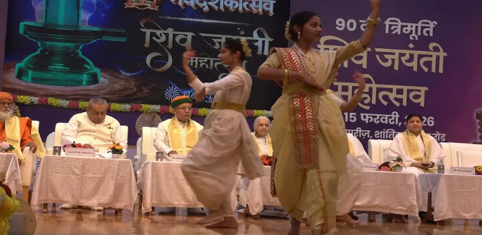 माउंट आबूके शांतिवन में 90वां त्रिमूर्ति शिव जयंती महोत्सव दिव्य गरिमा के साथ सम्पन्न, केंद्रीय मंत्री अर्जुन राम मेघवाल रहे मुख्य अतिथि — gallery photo 6