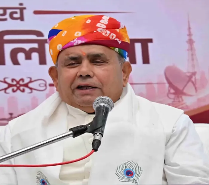 शांतिवन, आबू रोड में दादी प्रकाश मणि जी की 19वीं पुण्य स्मृति पर जिला स्तरीय मीडिया कर्मियों का विशेष कार्यक्रम — pho… शांतिवन, आबू रोड में दादी प्रकाश मणि जी की 19वीं पुण्य स्मृति पर जिला स्तरीय मीडिया कर्मियों का विशेष कार्यक्रम — photo gallery 6