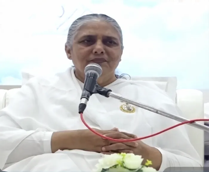 शांतिवन, आबू रोड में दादी प्रकाश मणि जी की 19वीं पुण्य स्मृति पर जिला स्तरीय मीडिया कर्मियों का विशेष कार्यक्रम — pho… शांतिवन, आबू रोड में दादी प्रकाश मणि जी की 19वीं पुण्य स्मृति पर जिला स्तरीय मीडिया कर्मियों का विशेष कार्यक्रम — photo gallery 2