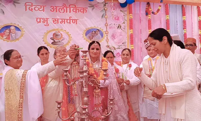 सुंदरनगर में नवीना बहन का दिव्य शिव-समर्पण समारोह बना आध्यात्मिक आकर्षण का केंद्र — gallery photo 3