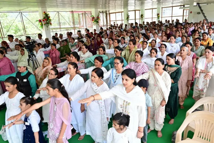 सुन्नी में राज्यस्तरीय वार्षिक आध्यात्मिक सम्मेलन एवं ‘नशा मुक्त हिमाचल अभियान’ का शुभारंभ — photo gallery 8 सुन्नी में राज्यस्तरीय वार्षिक आध्यात्मिक सम्मेलन एवं ‘नशा मुक्त हिमाचल अभियान’ का शुभारंभ — photo gallery 8
