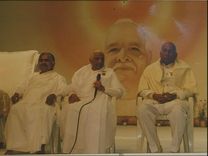 Jagdish Bhai ji with Bapdada and Dadis