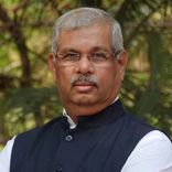 श्री राजेंद्र विश्वनाथ आलेकर जी 